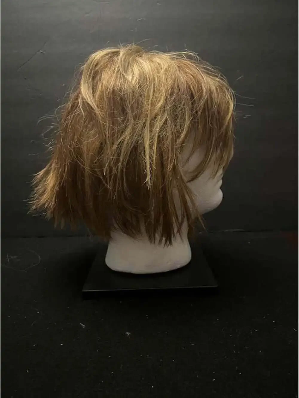 Short Layered Light Brown Wig